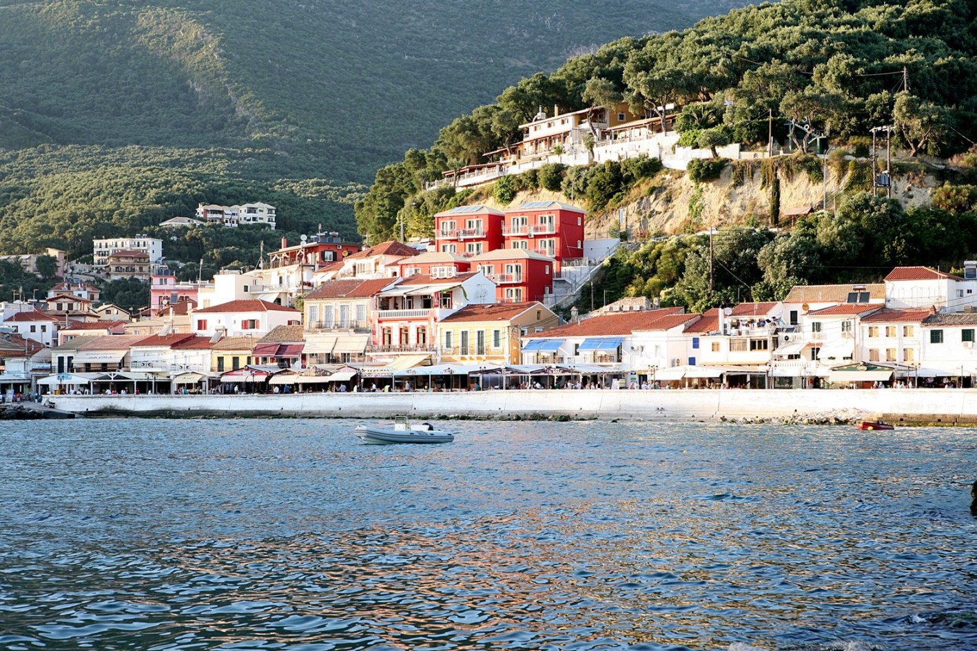 Acrothea Hotel