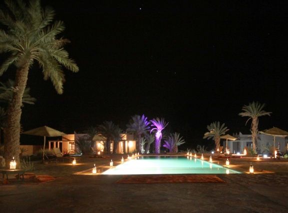 Bab Rimal Hotel - pool by night